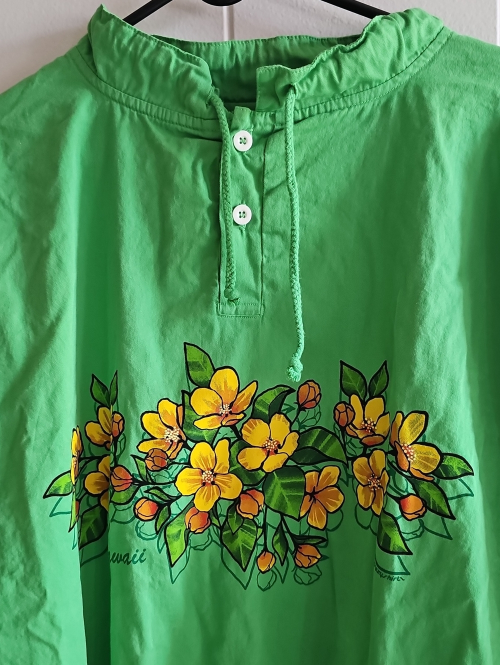 Crazy Shirt Bright Green Floral Pullover Top